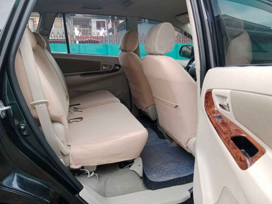 2016 Toyota innova g