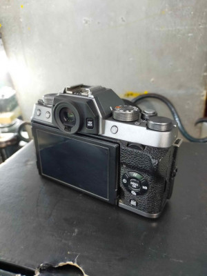 FUJIFILM XT100 4K VIDEO