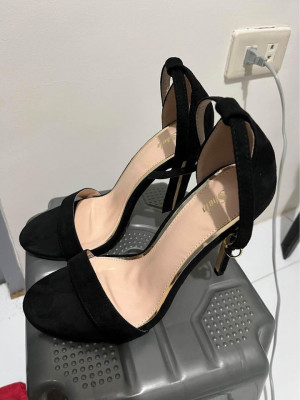 Minimalist Stiletto Heeled Ankle Strap Sandals