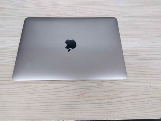 Macbook 12 2016 Retina 8GB RAM 256GB SSD