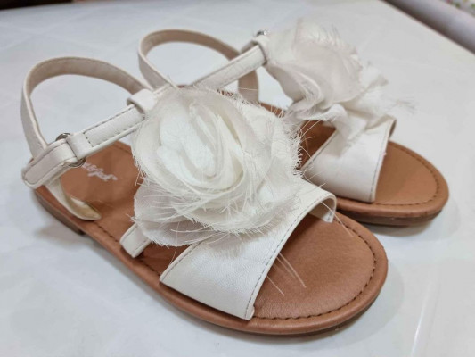 Cat & Jack Girls Sandals US 12 / 200mm