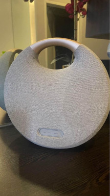 Harman kardon Onyx studio 6