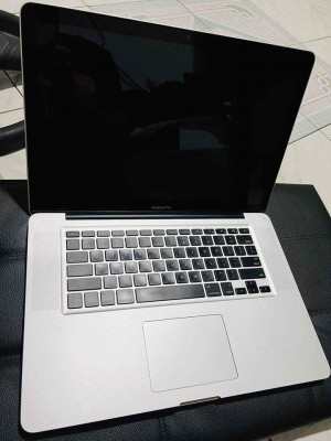 MacBook Pro 15(early 2011)