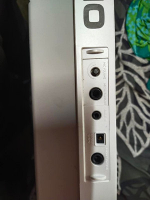 Casio LK-228 Digital Piano/Keyboard