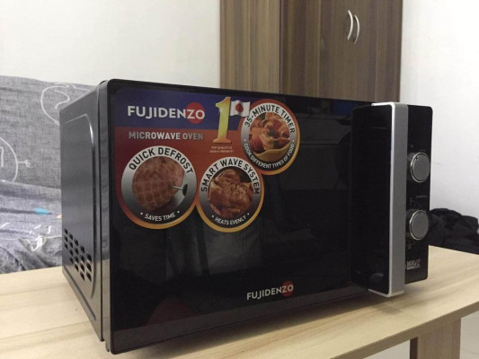 Fujidenzo Microwave Oven