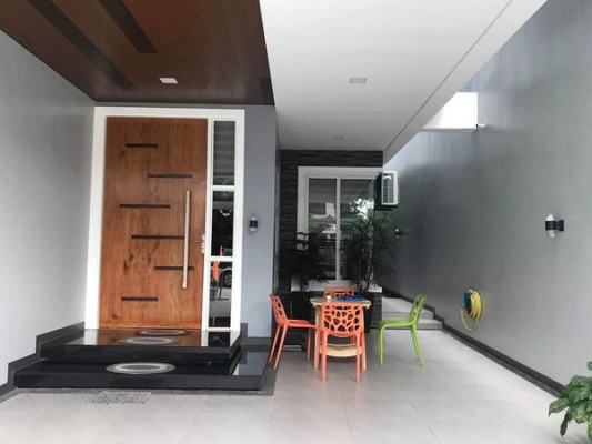 House and Lot - Quezon City