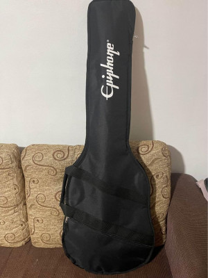 Selling my guitar bag epiphone brand new