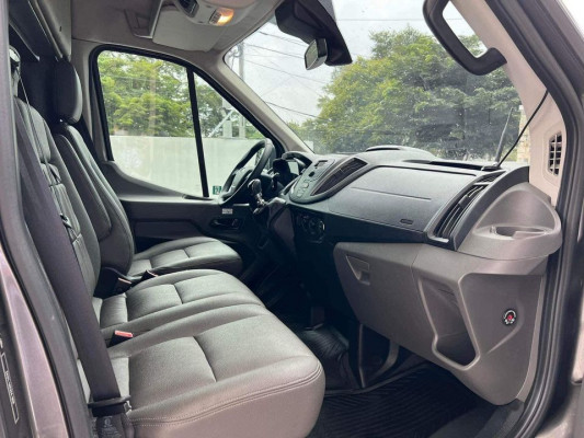 2020 Ford transit M/T Diesel