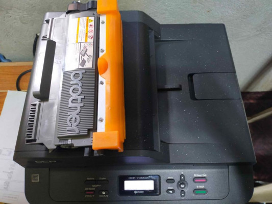Rush for sale!!! Brother Printer DCP -7065DN