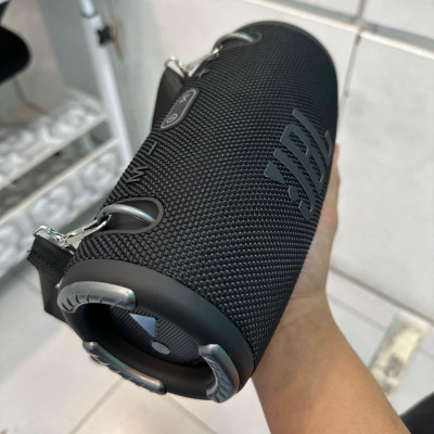 Jbl xtreme bluetooth speaker brandnew