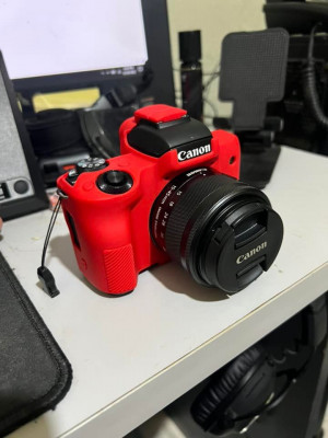 CANON M50 Mark 1