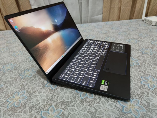 MSI Prestige 14 Intel Core i7 10th gen