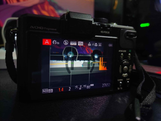 Panasonic Lumix LX7 Compact Camera