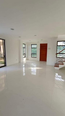 Casuntingan, Mandaue House and Lot