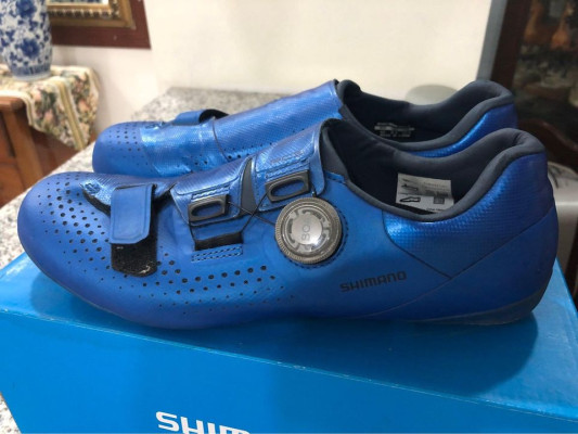 SHIMANO RC5 size 42