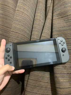 NINTENDO SWITCH V2