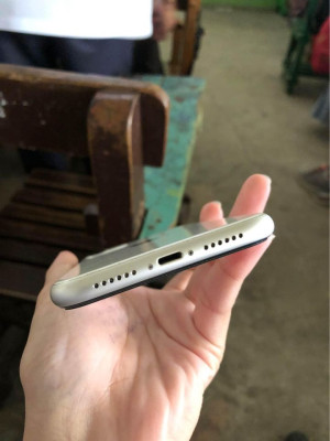 iPhone 11 128gb Fu white