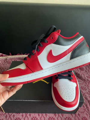 selling low air j1 low