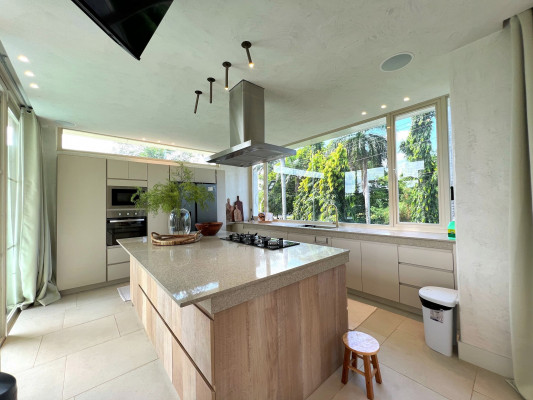 Breathtaking Brilliant House and Lot For Sale in Nasugbu, Batangas