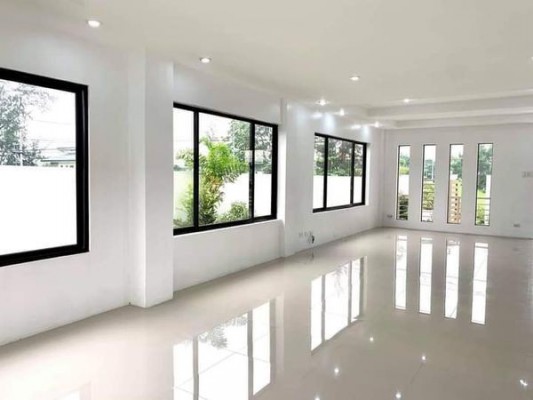 House and Lot - Quezon City