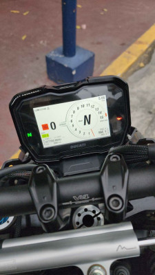 2021 Ducati streetfighter v4s