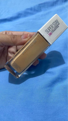 SuperStay 24H Full Coverage Foundation by: Maybelline New York