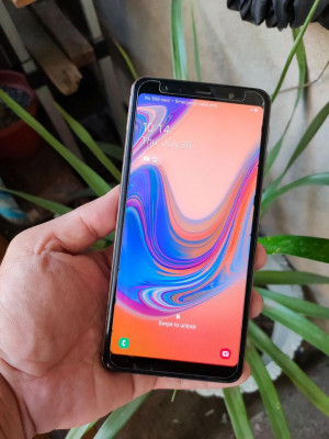 Samsung a7 4gb/64gb