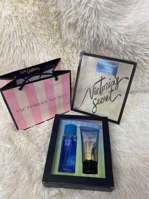 VICTORIA SECRET LOTION AND MIST PERFUME SET