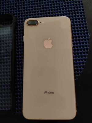 iPhone 8 Plus