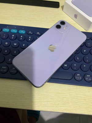 Apple iPhone 11 64GB Purple Factory Unlocked