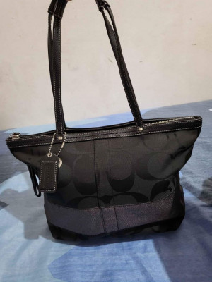 Coach shoulder bag