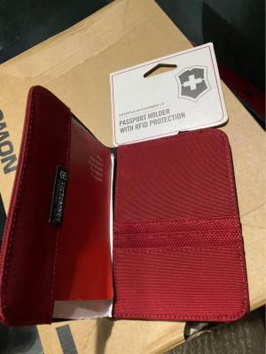 Brandnew Original Victorinox Passport Holder RFID
