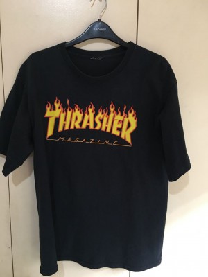 preloved authentic tshirt