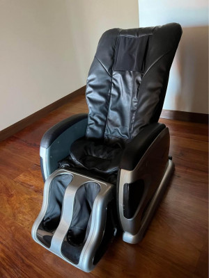 Isukoshi Massage Chair