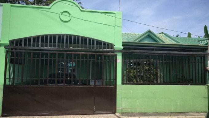 House and Lot for.sale in Bloomfield Homes in Brgy. Tambo Lipa Batangas