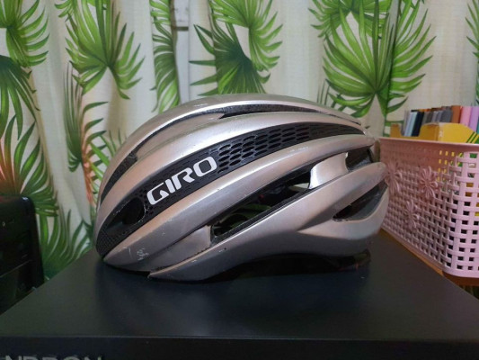 GIRO SYNTHE MIPS medium