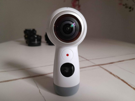 Samsung Gear 360 2017, 360 camera