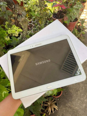 SAMSUNG TABLET ORIGINAL BRANDNEW
