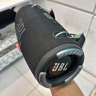 Jbl xtreme bluetooth speaker brandnew