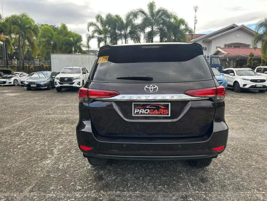 FOR SALE RUSH RUSH! TOYOTA FURTUNER G MANUAL 2019 MODEL (CASA MAINTAINED)