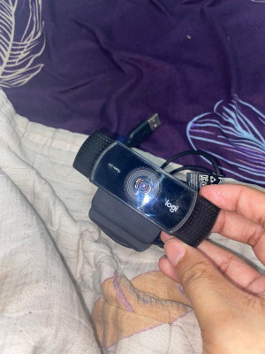 Selling my Logitech C922 Pro Camera for Streaming