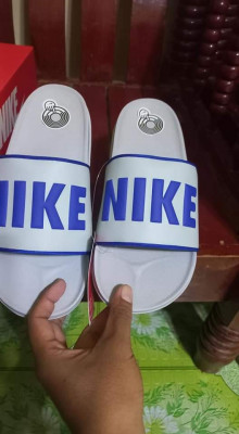 Nike Offcourt Slide
