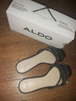 Aldo Sandals