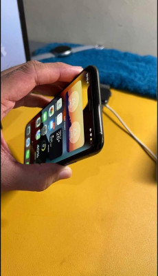 IPHONE 11 PRO MAX 256GB