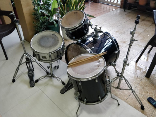 Gretsch Black Hawk - no Cymbals, no Throne.