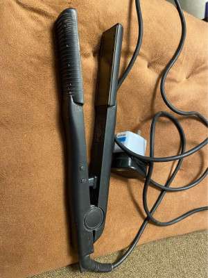 Hair Iron for sale