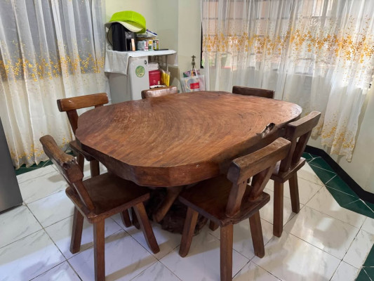 Narra wood Dining Set