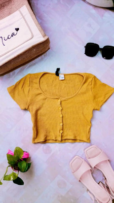 PRELOVED CLOTHES FOR SALE