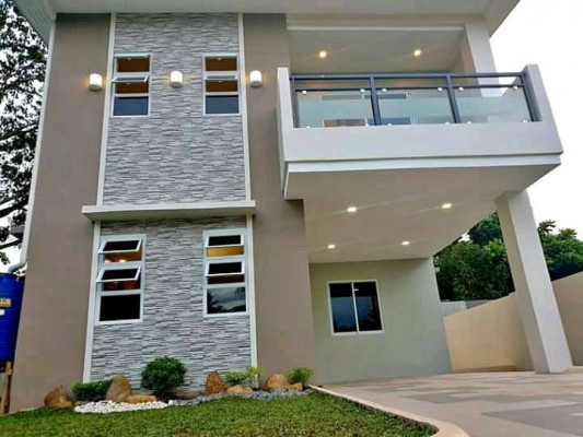 BRAND NEW FULLY FURNISHED HOUSE