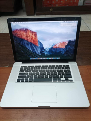 MacBook Pro  (15-inch)